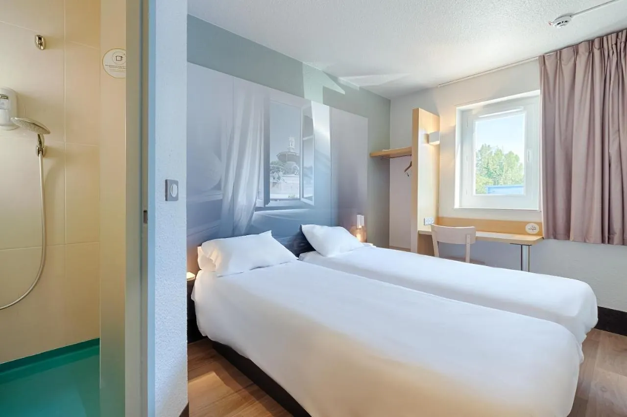 ** Hotel B&B Hôtel Aix-en-Provence Pont de l'Arc França