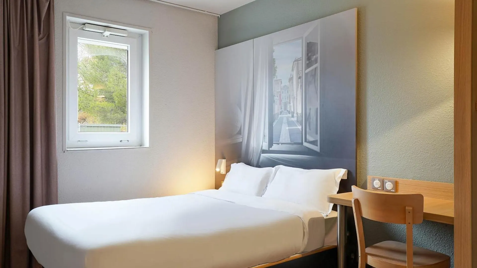 B&B Hôtel Aix-en-Provence Pont de l'Arc