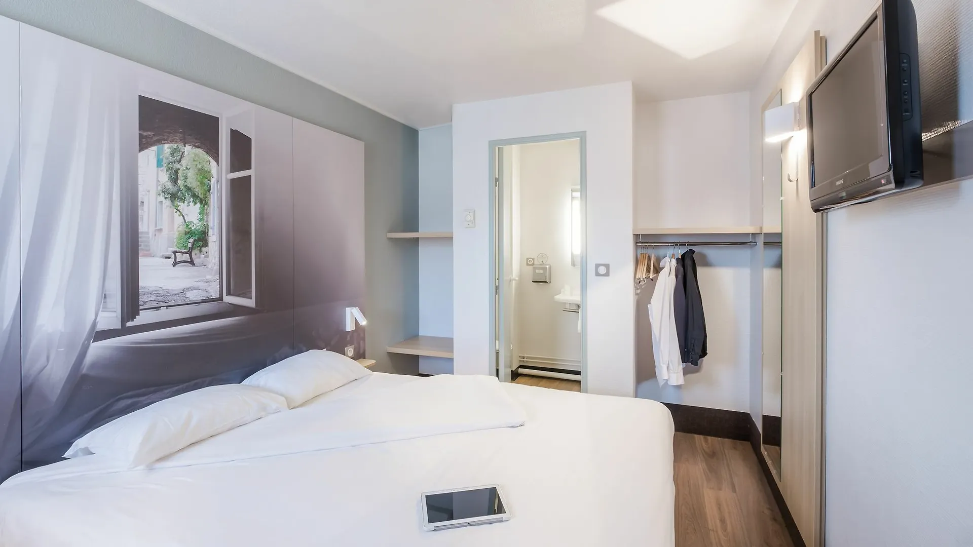 B&B Hôtel Aix-en-Provence Pont de l'Arc